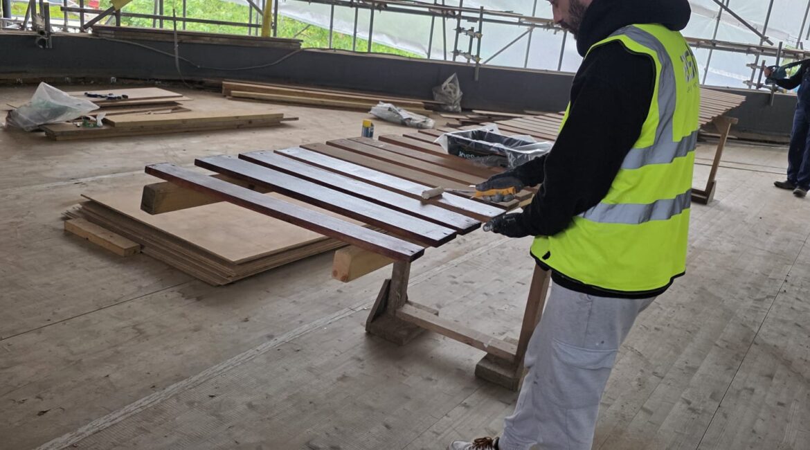 Wood Repairing and Varnishing